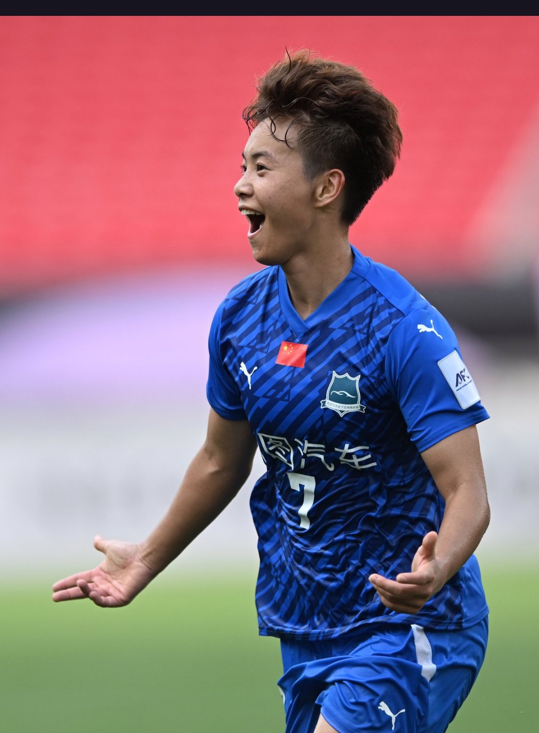 赛地聚焦：亚冠清晨热度飙升，武汉三镇遗憾出局，底气十足，资深球员宣示担当的简单介绍